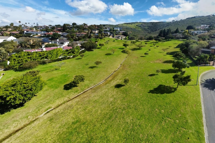 2 Bedroom Property for Sale in Loevenstein Western Cape